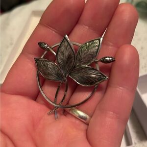 Silver Leaf Brooch and clip on earrings